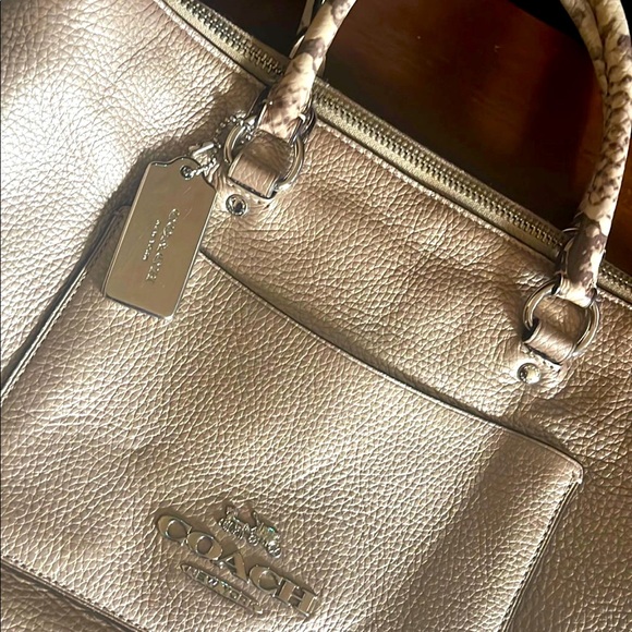 Authentic Coach purse - Picture 5 of 5